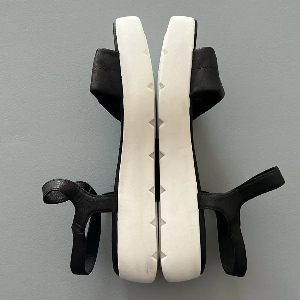 New Eileen Fisher Jolie Platform Sandal Chunky Black Leather White Shoe Size 11